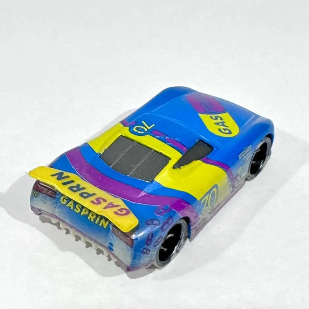 Disney Cars 3 Richie Gunzit Fireball Beach Next Gen Racer #70 Gasprin